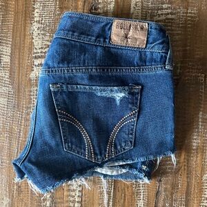 Hollister Low Rise Nepal Cut Off Shorts
